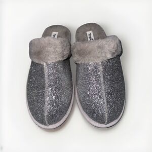 Very G Silver Glitter Slippers 7/8 Faux Fur Y2K Lounge Glam Cozy Winter Mule